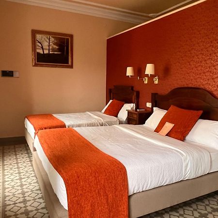 Hotel Noucentista Сиджес Экстерьер фото