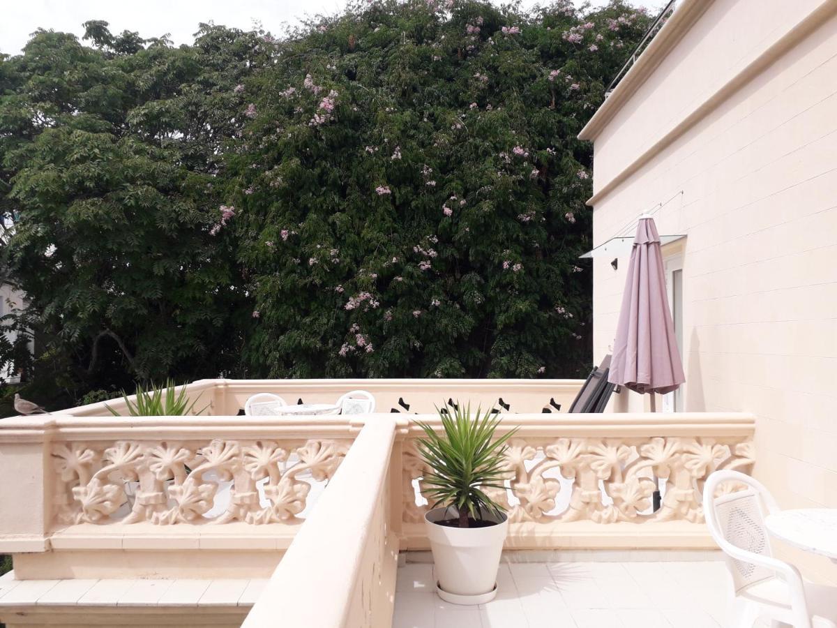 Hotel Noucentista Сиджес Экстерьер фото