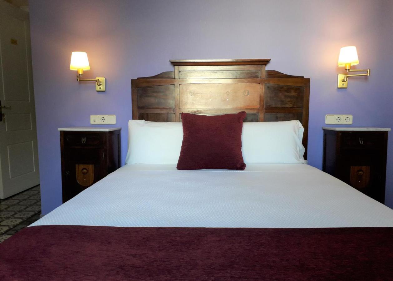 Hotel Noucentista Сиджес Экстерьер фото