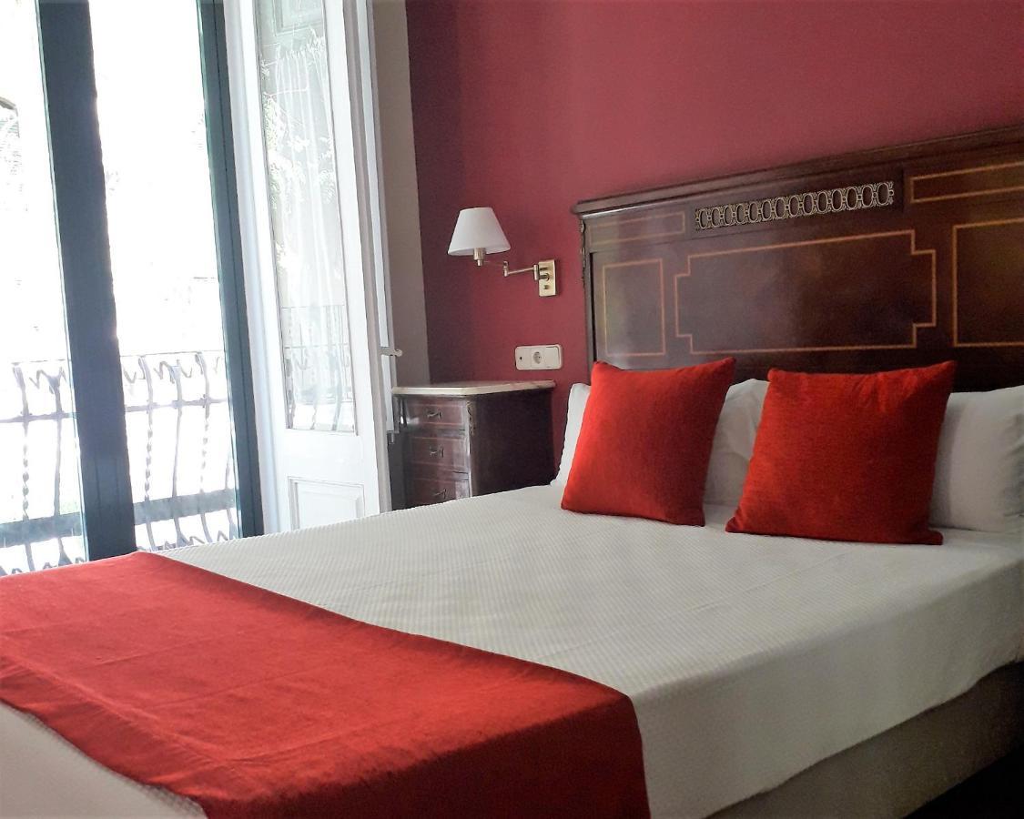 Hotel Noucentista Сиджес Экстерьер фото