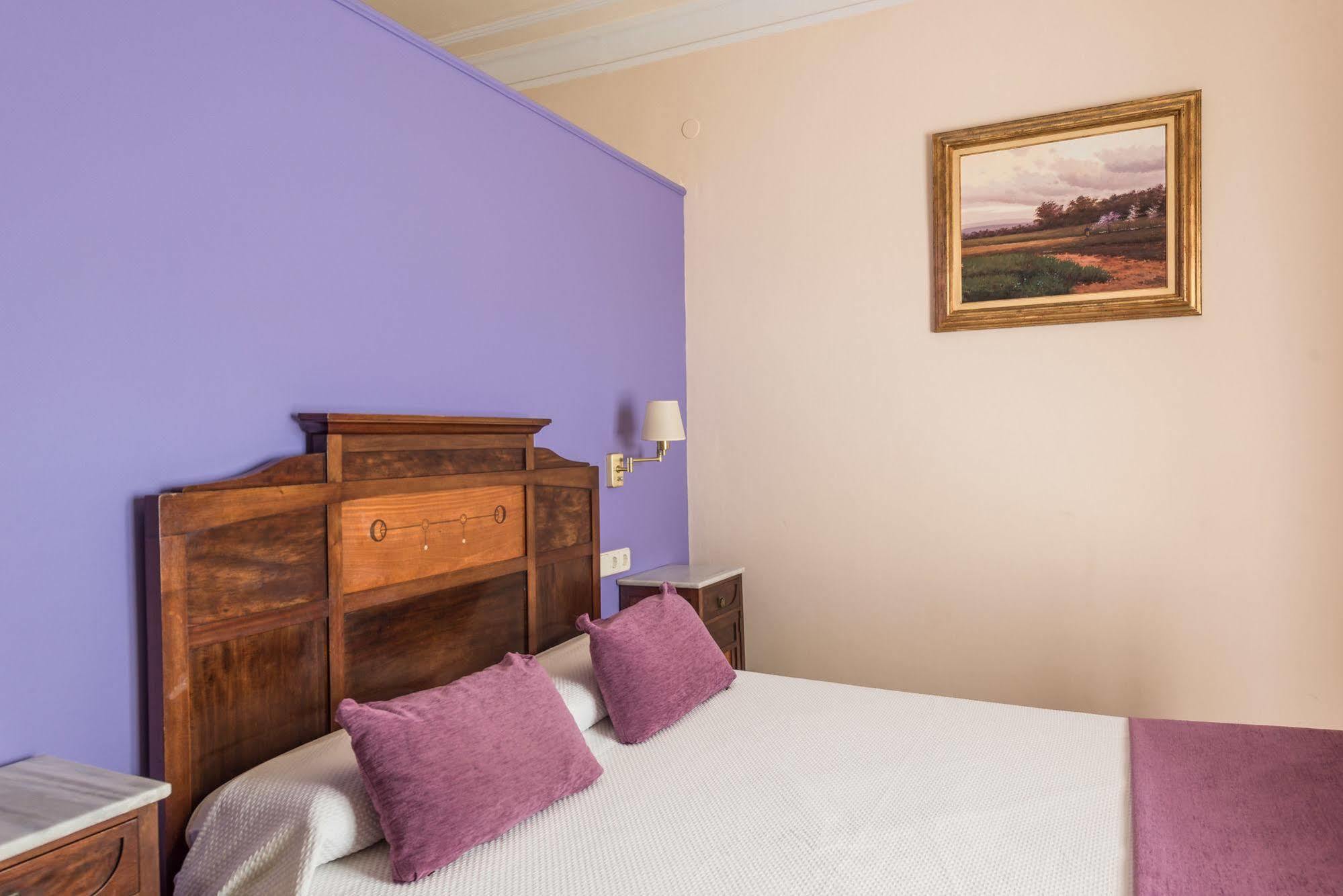 Hotel Noucentista Сиджес Экстерьер фото